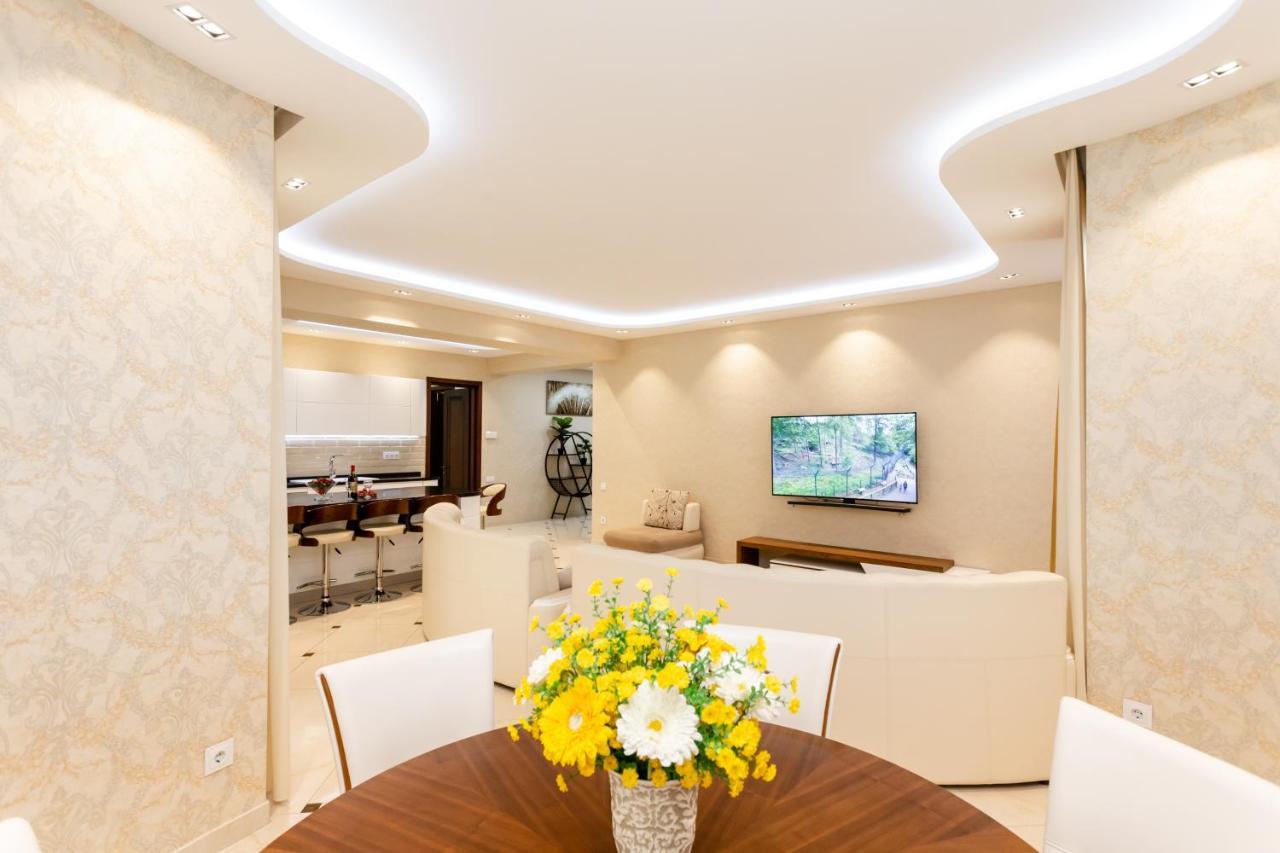 Central Cozy 3Bd-2Bath Apartment Tbilisi Esterno foto