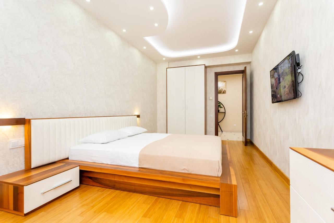 Central Cozy 3Bd-2Bath Apartment Tbilisi Esterno foto