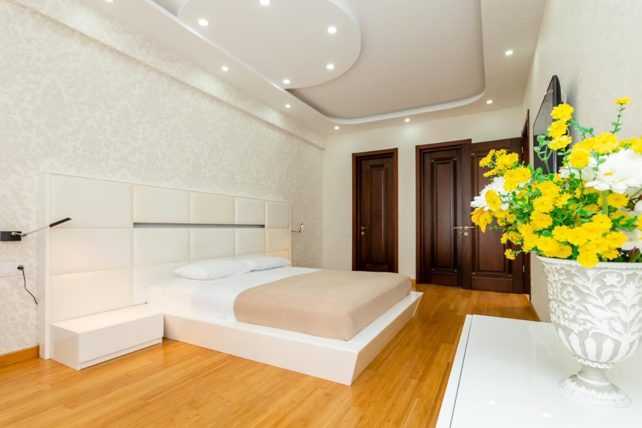 Central Cozy 3Bd-2Bath Apartment Tbilisi Esterno foto
