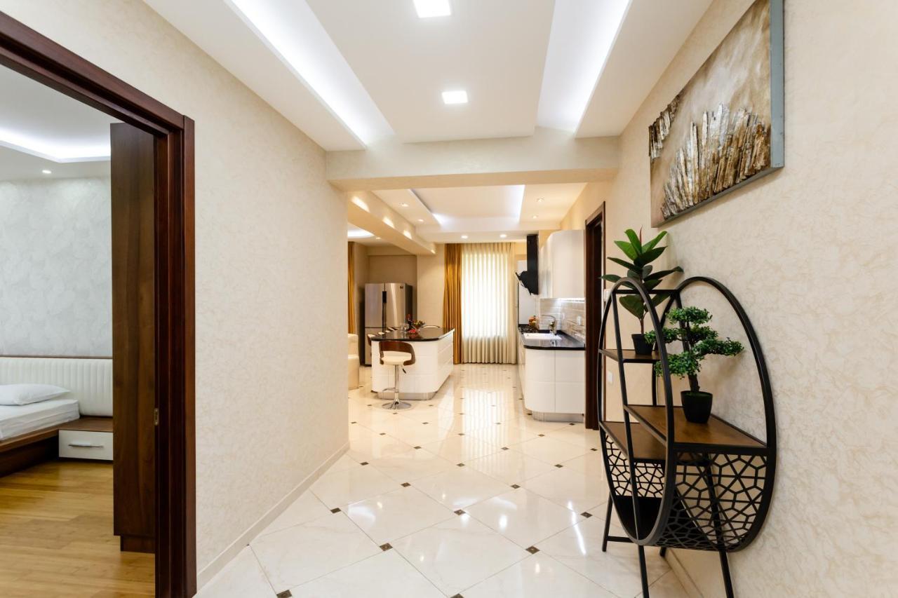 Central Cozy 3Bd-2Bath Apartment Tbilisi Esterno foto